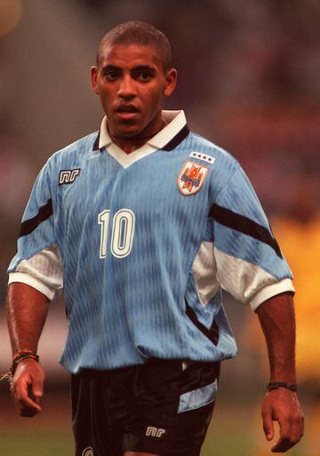 Uruguay's Nico Olivera was the sensation of the 1997 U20 World Cup finals in Malasia in which the team ended as runners-up, losing the final to 2-1 Argentina.