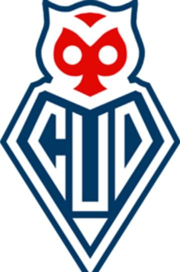 Uno de los primeros escudos del club, cuando en sus inicios se llamaba Club Universitario de Deportes, en 1930.