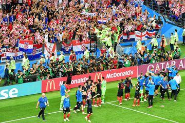 Los jugadores croatas celebraron la clasificación para la final del Mundial.
