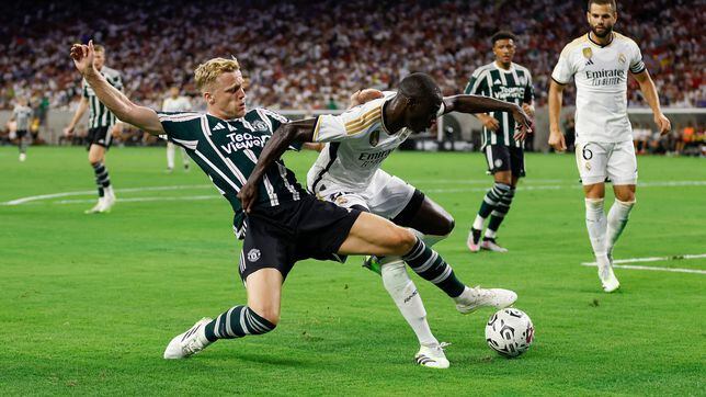 Otra bomba de Olabe: negocia por Van de Beek