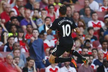 Arsenal 3 - Liverpool 4: the best images on the opening weekend