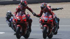 Miller y Bagnaia celebran el doblete de Ducati en el GP de Espa&ntilde;a 2021.