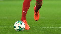 Hummels: Why did the Bayern player have holes in his boots?