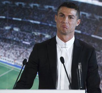 Cristiano Ronaldo será jugador blanco hasta 2021.