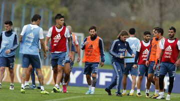 Argentina jugará ante Uruguay con el trío Messi-Dybala-Icardi