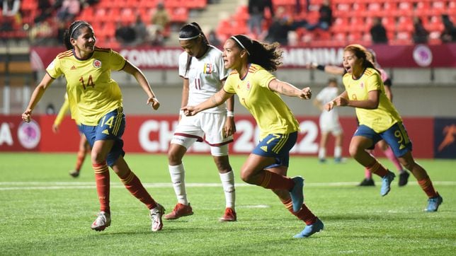 Colombia golea a Venezuela y definirá el pase ante Uruguay