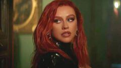 Christina Aguilera vuelve a cantar en español con “Pa mis muchachas”