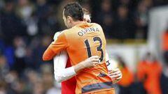 David Ospina jug&oacute; su sexto partido en la temporada; el primero en la Premier League