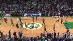 Puro baloncesto: Celtics ganan sobre el final a los Nets