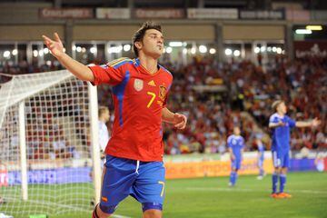 El máximo goleador de la historia de la selección española y otro de los responsables del título que logró la ‘Furia Roja’ en el 2010. Villa marcó cinco goles en dicho campeonato. Además jugó también en Alemania 2006 y Sudáfrica 2010.