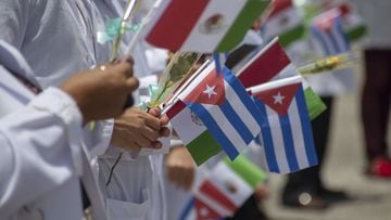 Médicos de Cuba y Europa a México: Qué ha dicho AMLO y por qué solicitarán personal