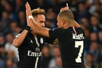 Neymar and Kylian Mbappé during Tuesday's match against Napoli.