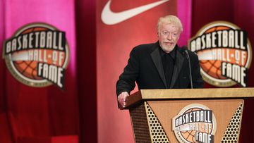 Phil Knight, fundador de Nike, quiere comprar a los Portland Trail Blazers