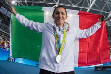 Tres veces medallista olímpica (Oro-Beijing 2008, Bronce-Londres 2012 y Plata-Río 2016), mujer con más medallas olímpicas para MÉXICO. Campeona Mundial en 2007