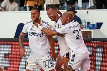 LA Galaxy could only manage a 2-2 draw against ten-man St. Louis City in a recent fixture.