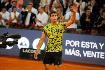 Best pictures as Carlos Alcaraz wins Mutua Madrid Open