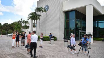 Aug 9, 2017; Palm Beach Gardens, FL, USA; Members of the media wait outside the North County Courthouse as Tiger woods is expected to appear for arraignment. Mandatory Credit: Jasen Vinlove-USA TODAY Sports
