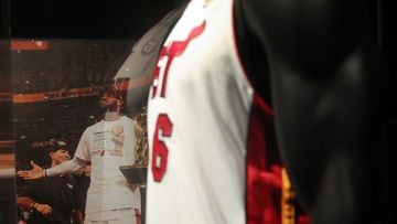 Which NBA players sell the most jerseys in 2023? Curry, Lebron, Doncic -  AS USA