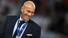 Zinedine Zidane celebra la Supercopa de Europa ante el United