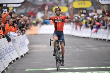 Egan Bernal es campeón virtual del Tour de Francia. Vincenzo Nibali se llevó la victoria de etapa y Julian Alaphilippe salió del top 3. 