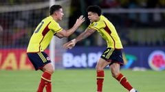Soccer Football - World Cup - South American Qualifiers - Colombia v Brazil - Estadio Metropolitano Roberto Melendez, Barranquilla, Colombia - November 16, 2023 Colombia's Luis Diaz celebrates scoring their first goal with Colombia's James Rodriguez REUTERS/Luisa Gonzalez