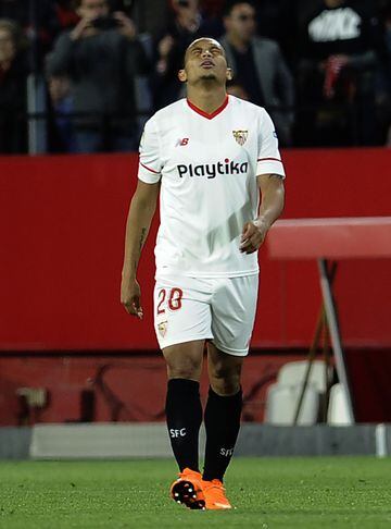 Having struggled to win over Pablo Machín, Muriel has joined Fiorentina on loan in search of regular football. Signed in summer 2017, the Colombian has hit 13 goals in 65 appearances for Sevilla - a return that isn't good enough for a player who fetched a