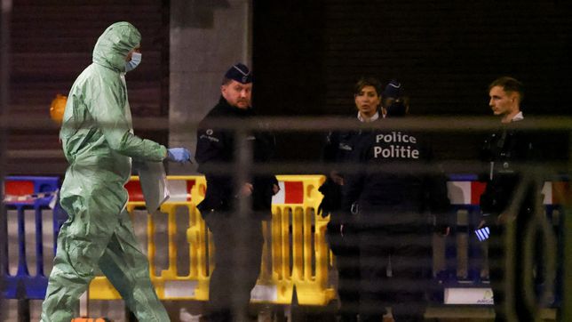 Un yihadista con un fusil asesina a dos hinchas suecos en Bruselas