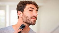 Esta recortadora Philips todo en uno para barba, cabello, nariz y oreja suma 13.000 valoraciones