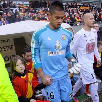 Areola in the colours of Lens in 2013.