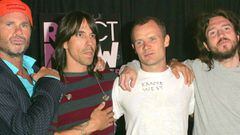 Red Hot Chili Peppers despu&eacute;s de firmar autogr&aacute;fos para MTV, VH1 &amp; CMT&#039;s. 2005. 