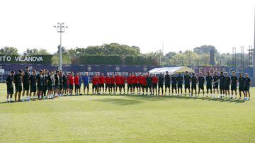 Barcelona hold a tribute for the victims of the attacks, at training