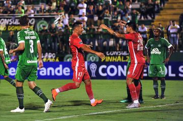 Unión La Calera dio el golpe y eliminó a Chapecoense en primera fase de Copa Sudamericana 2019. Fue 0-0 en Chile y 1-1 en Chapecó.