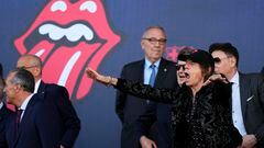 BARCELONA, 28/10/2023.- Mick Jagger, de la banda británica The Rolling Stones, en el palco del estadio instantes antes de dar comienzo el partido de LaLiga que enfrenta al FC Barcelona y al Real Madrid este sábado en el Estadio Olímpico Lluís Companys de Barcelona. EFE/Siu Wu
