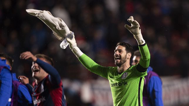 Batalla llega a tiempo para debutar contra el Cádiz