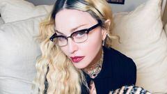Madonna anuncia que abandona Lisboa contándoselo a su perro por videollamada
