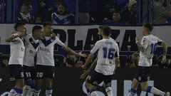 Velez Sarsfield's Lucas Janson (2-L) celebrates with teammates after scoring against Talleres de Cordoba during their Copa Libertadores football tournament quarterfinals all-Argentine first leg match at the Jose Amalfitani stadium in Buenos Aires, on August 3, 2022. (Photo by JUAN MABROMATA / AFP)