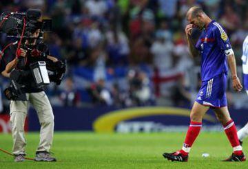 5. Zinedine Zidane perdió una copa de la UEFA con el Burdeos, dos de la Champions con la Juventus y una final del Mundial con Francia. 