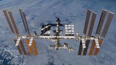 A viral tweet appears to show an extra-terrestrial ape chasing astronauts around the International Space Station, but it was actually a well-coordinated prank.
