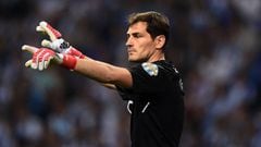 Iker Casillas open to Spain recall: "It's for Luis Enrique to decide"