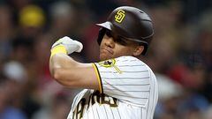 SAN DIEGO, CALIFORNIA - SEPTEMBER 23: Juan Soto #22 of the San Diego Padres reacts to a strike while at bat during a game against the St. Louis Cardinals at PETCO Park on September 23, 2023 in San Diego, California.   Sean M. Haffey/Getty Images/AFP (Photo by Sean M. Haffey / GETTY IMAGES NORTH AMERICA / Getty Images via AFP)