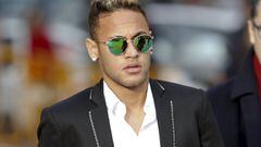 Neymar, saliendo del juzgado el pasado mes de marzo.