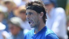 Rafa Nadal reacciona durante su partido ante Richard Gasquet en el Torneo Kooyong Classic Tennis en Melbourne (Australia).