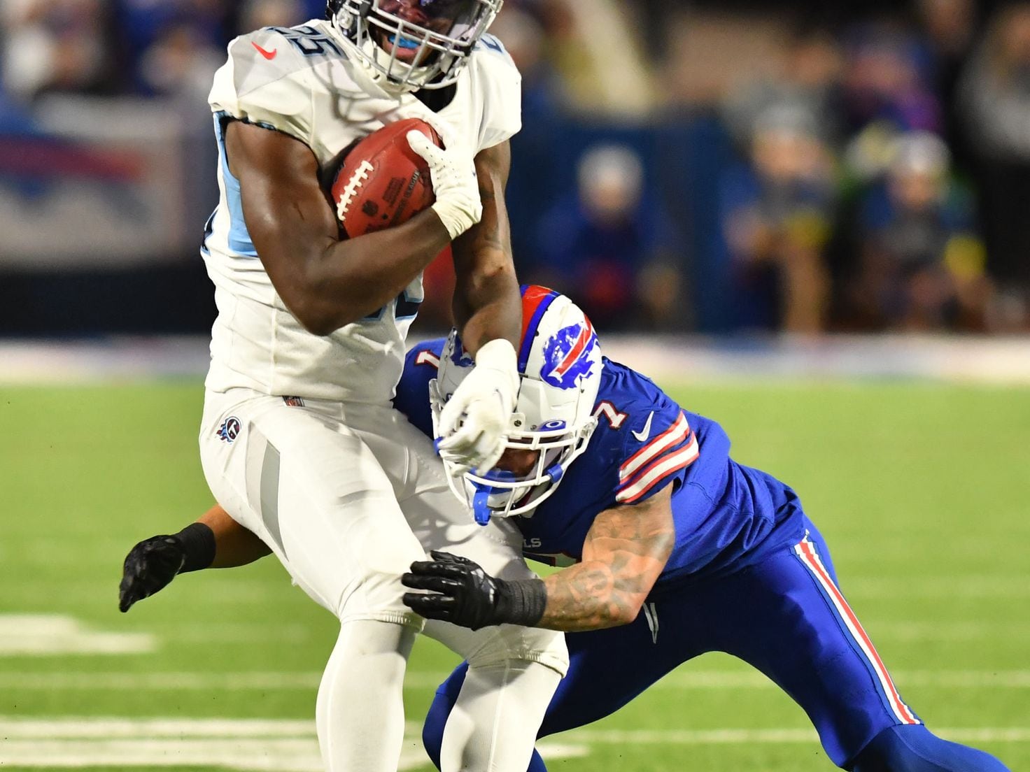 Bills player avoids major injury after collision with teammate