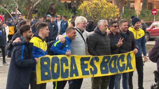 Banderazo de Boca: más de 1000 hinchas reciben al equipo