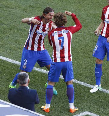 Filipe Luis and Griezmann celebrate against Osasuna in Atlético's recent 3-0 win.
