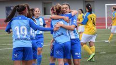 M&aacute;laga Femenino celebrando uno de sus goles contra el Polillas.