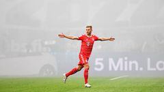 Joshua Kimmich celebra su gol ante el Eintracht Frankfurt