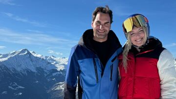 Roger Federer y Lindsey Vonn en St Moritz, Suiza, sonriendo.