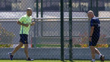 Mascherano remains a doubt for Eibar clash