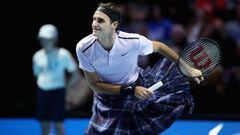 GLASGOW, SCOTLAND - NOVEMBER 07:  Roger Federer plays a shot whilst wearing a Kilt during his match against Andy Murray during Andy Murray Live at The Hydro on November 7, 2017 in Glasgow, Scotland.  (Photo by Steve Welsh/Getty Images for Andy Murray Live